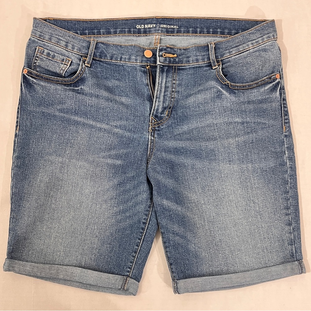 Old Navy Women’s Original Blue Denim Cuffed Shorts